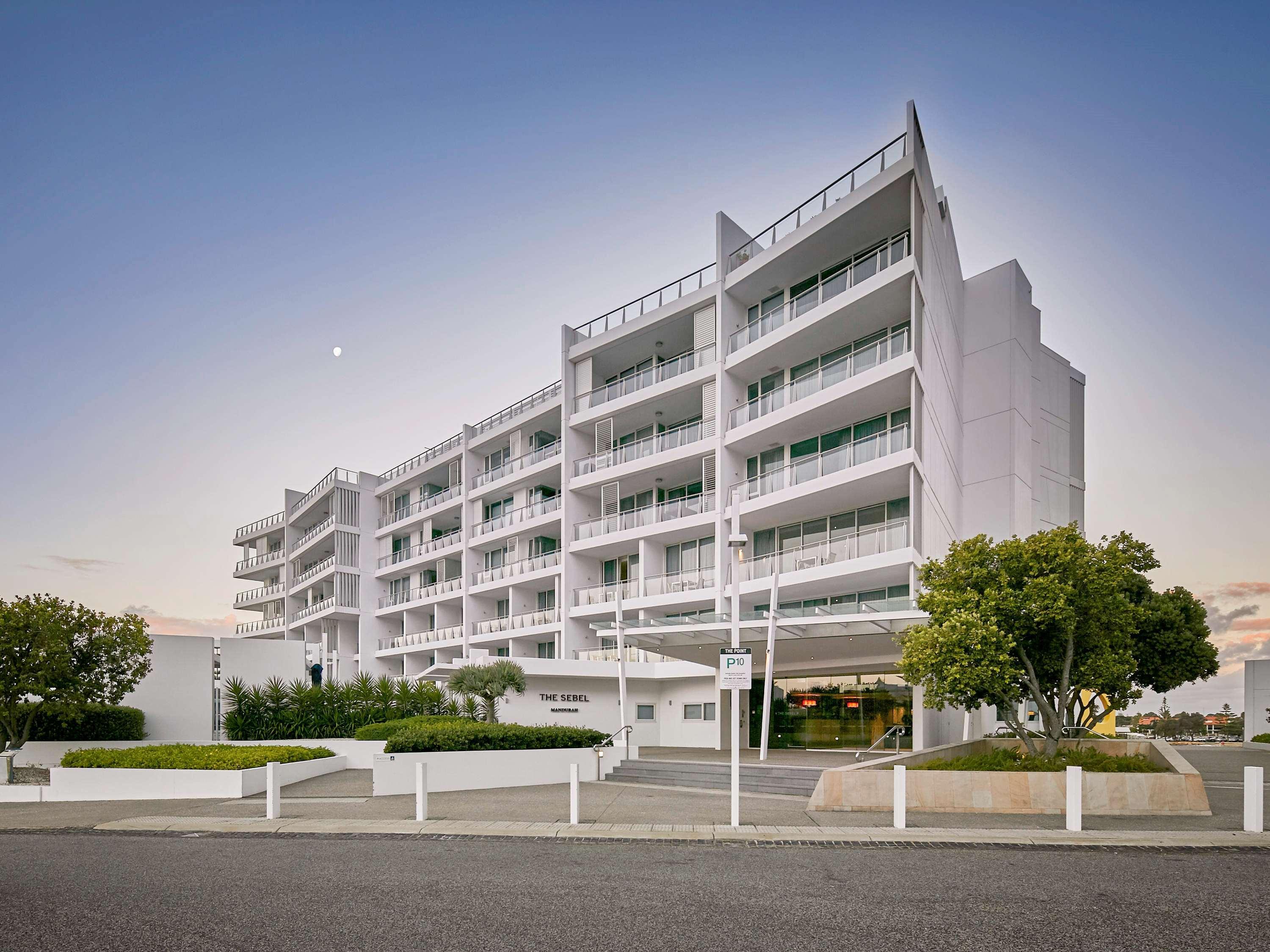 The Sebel Mandurah Hotel Exterior photo