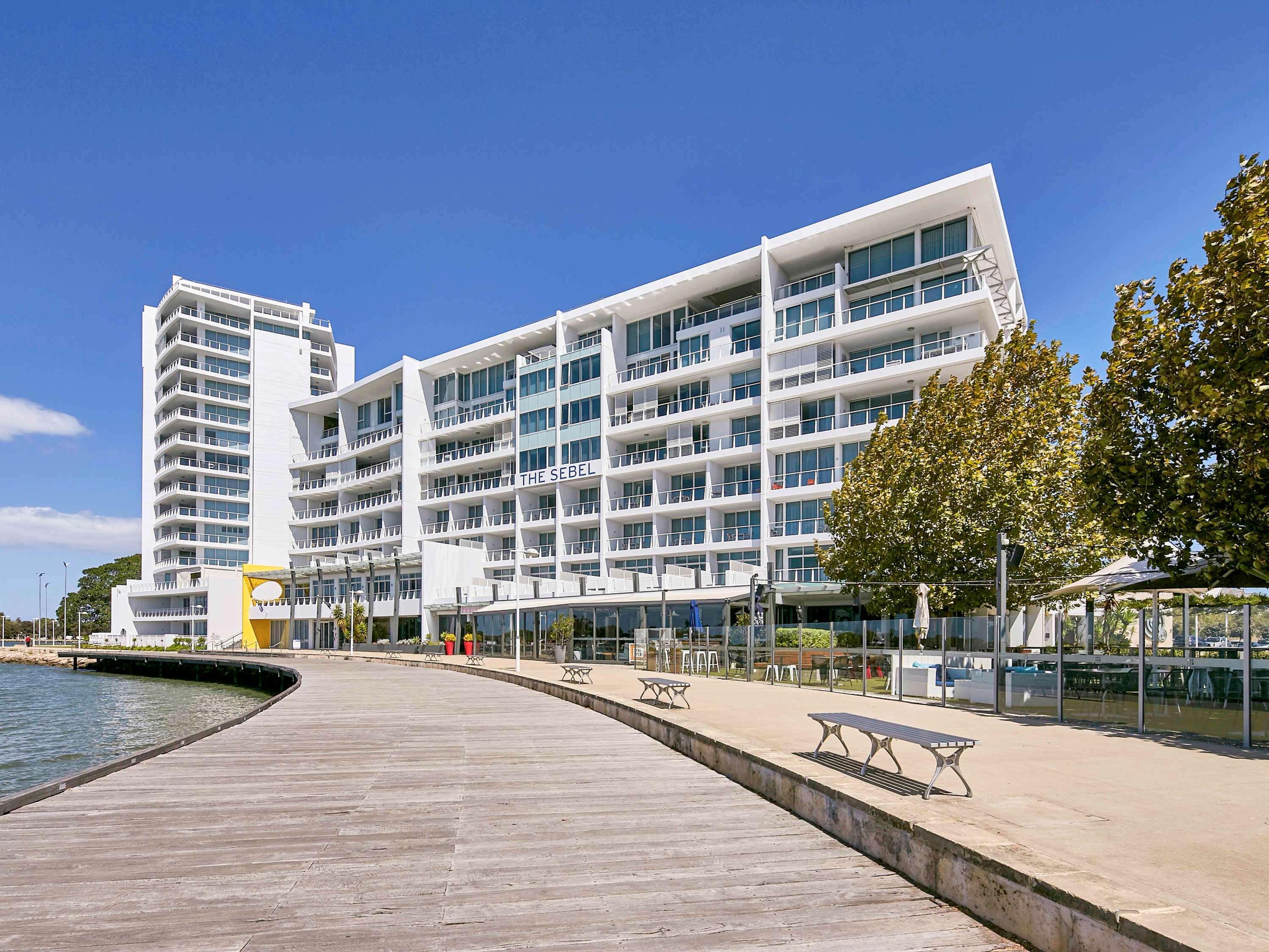 The Sebel Mandurah Hotel Exterior photo